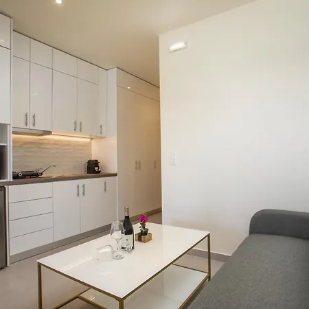 Eden's Azalea Luxury