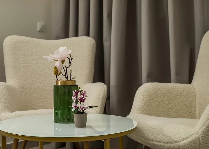 Eden's Azalea Luxury